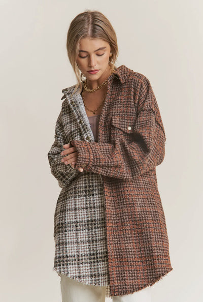 Dual-Tone Houndstooth Jacket with Chic Appeal - Hot Chocolate