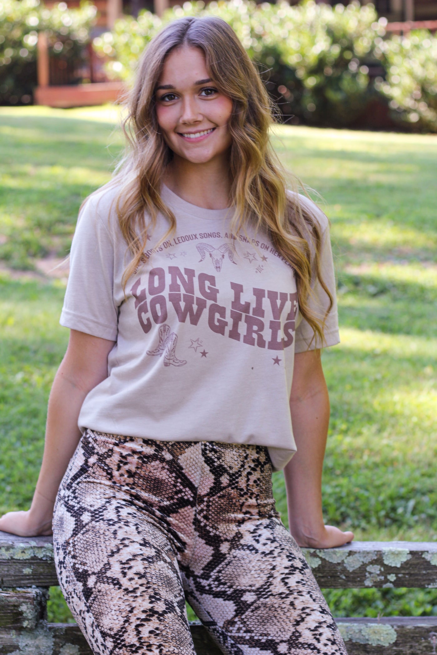 Long Live Cowgirls Tee/Sweatshirt