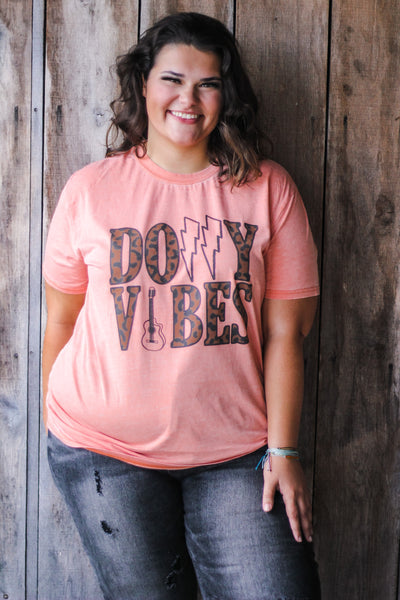 Dolly Vibes Tee